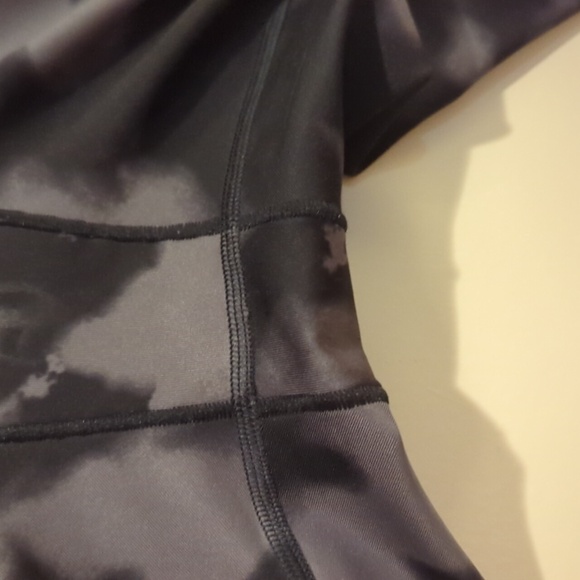 Brand new marbled Adidas Large spandex performance leggings mesh detail - Picture 4 of 4